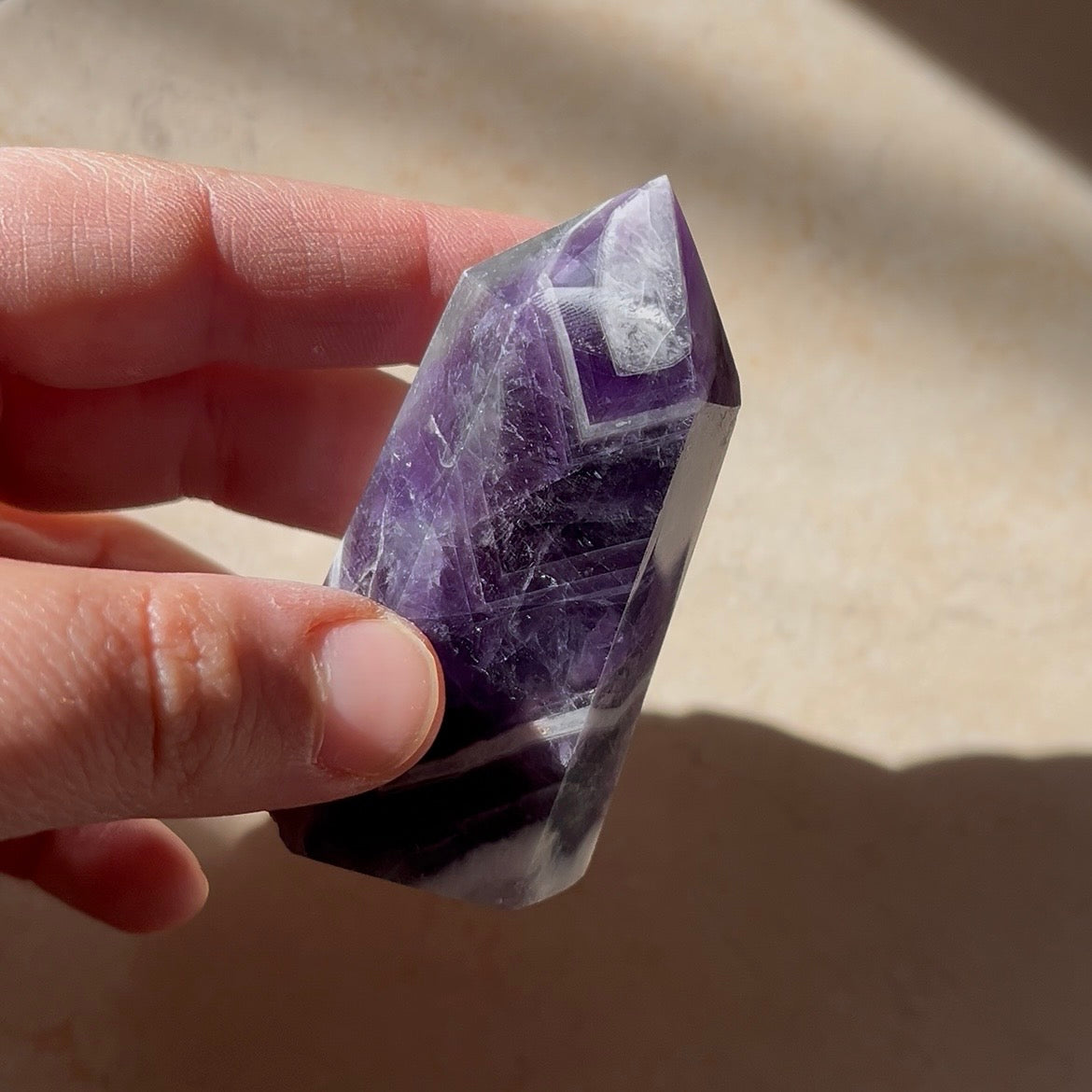 Torri in ametista chevron