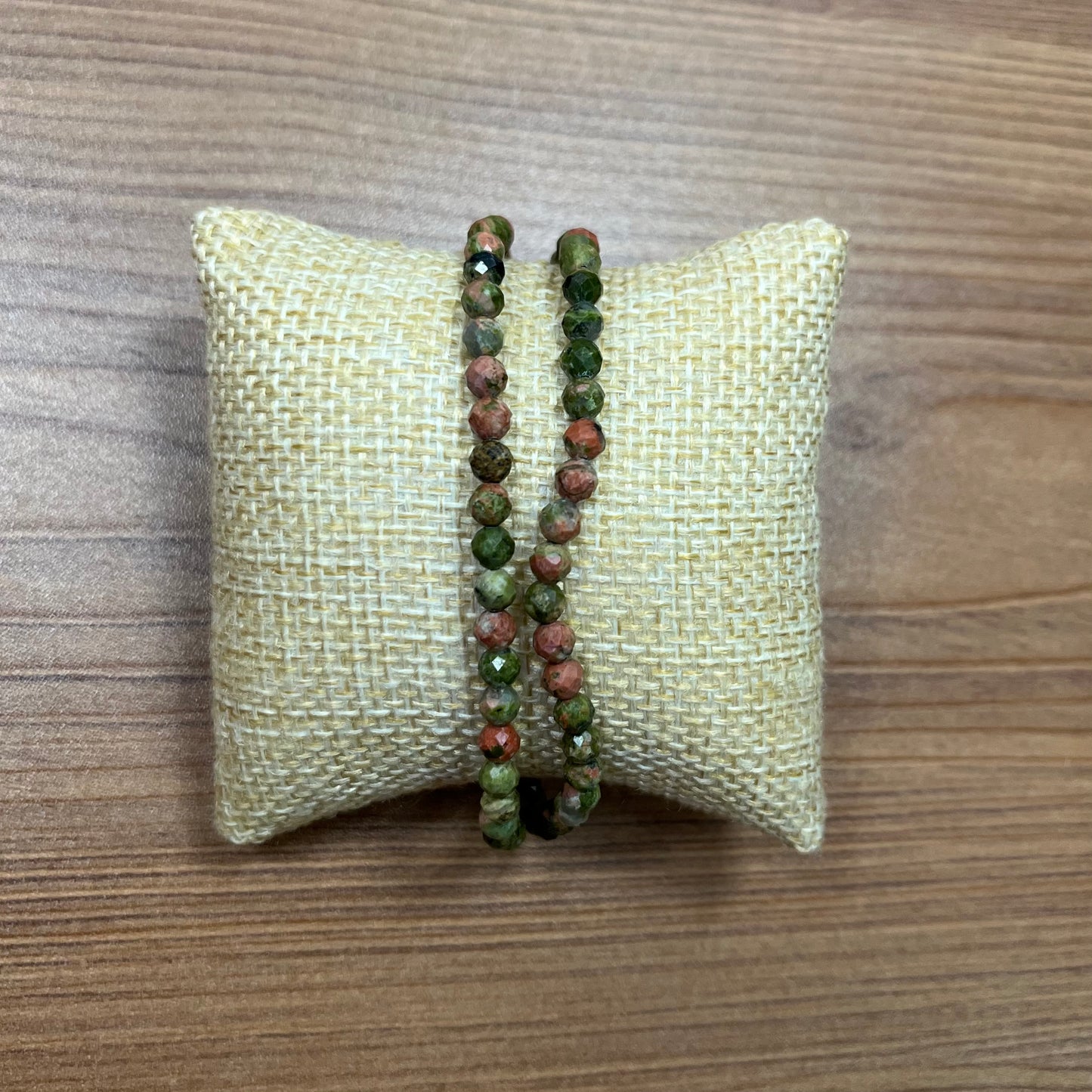 Bracciale sfaccettato in unakite