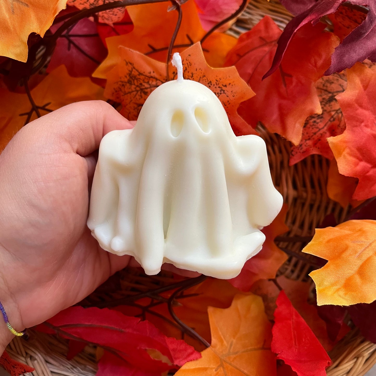 Candela a forma di fantasma