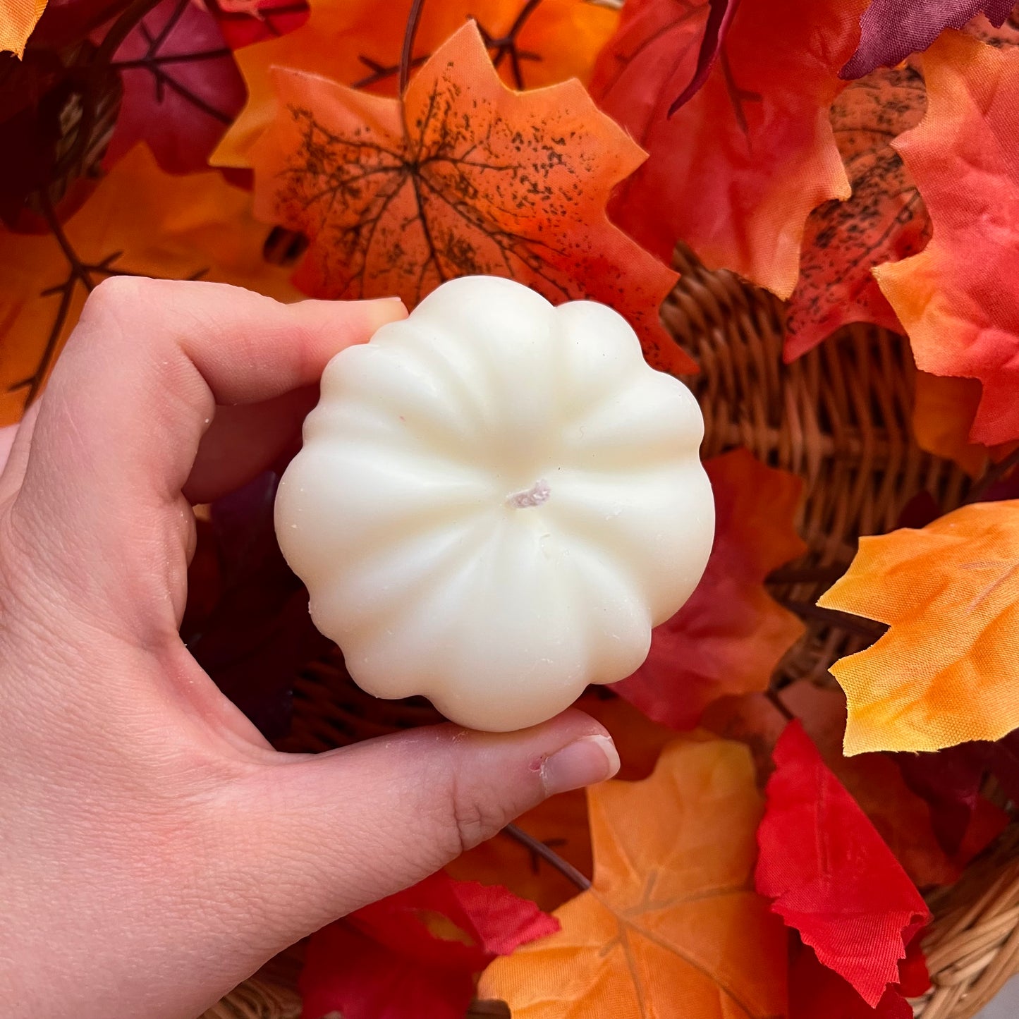 Candela decorativa a forma di zucca