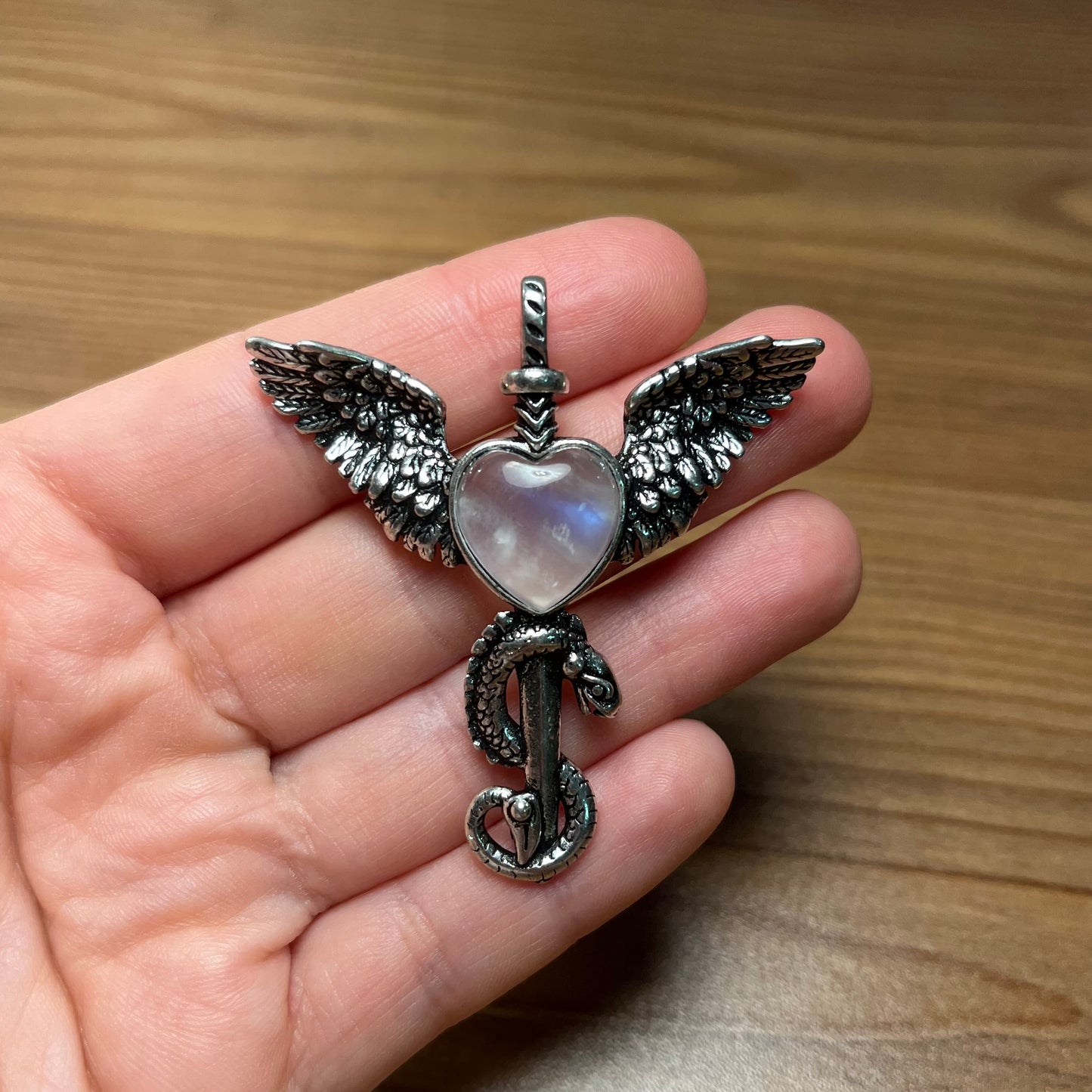 Ciondolo in acciaio inox con pietra di luna