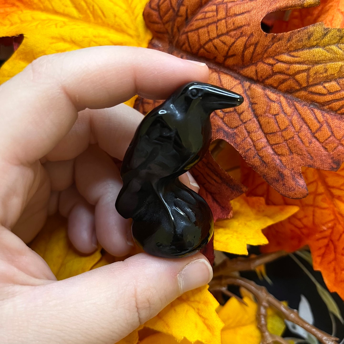 Corvo in ossidiana nera