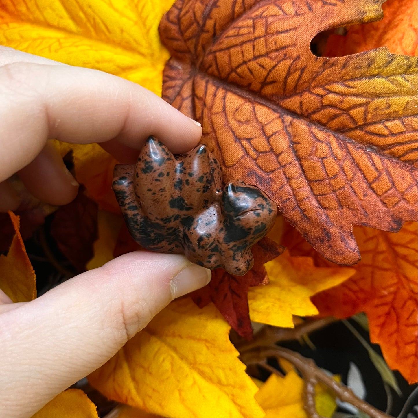 Volpe a 9 code in ossidiana mogano