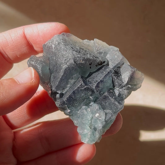 Specimen calcite blu con pirite