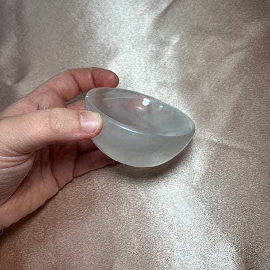 Ciotola in selenite