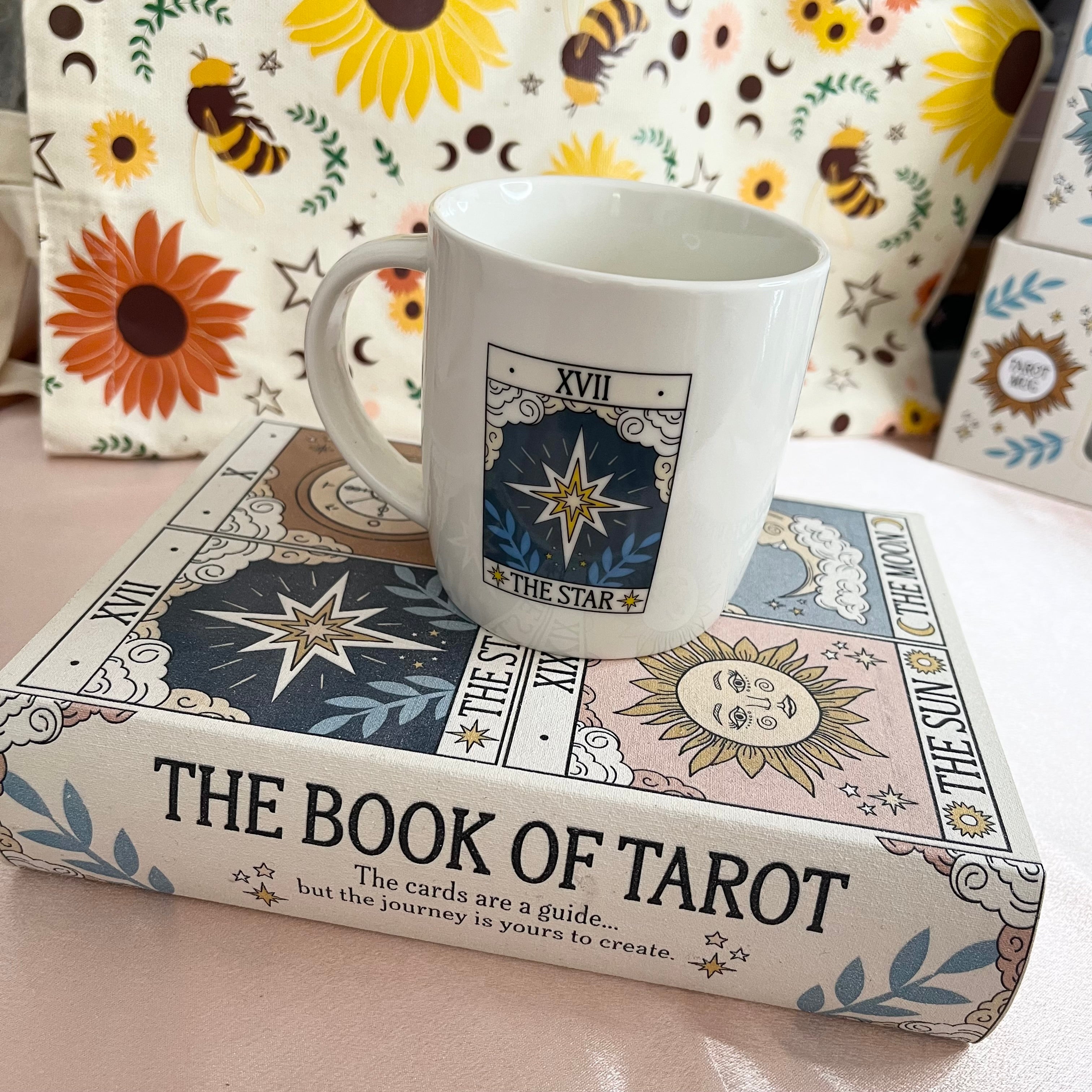 Tazza con tarocchi