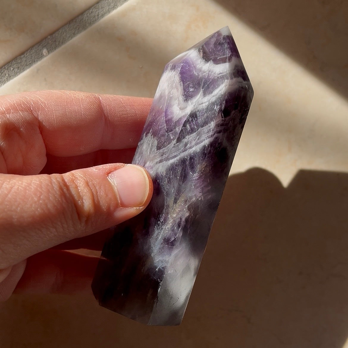 Torri in ametista chevron