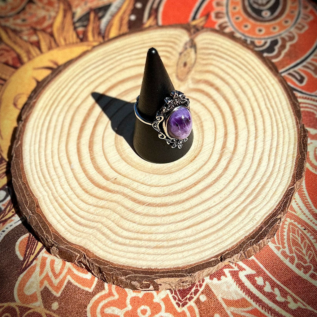 Anello in charoite