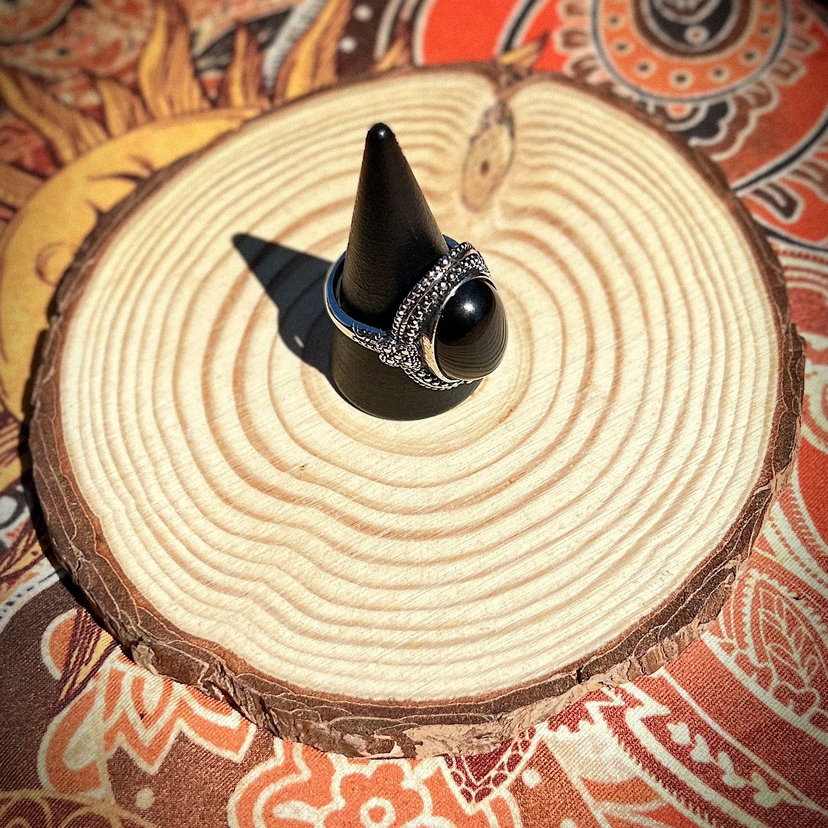 Anello in ossidiana nera