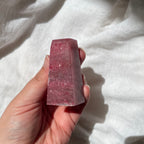 Freeform in rodonite