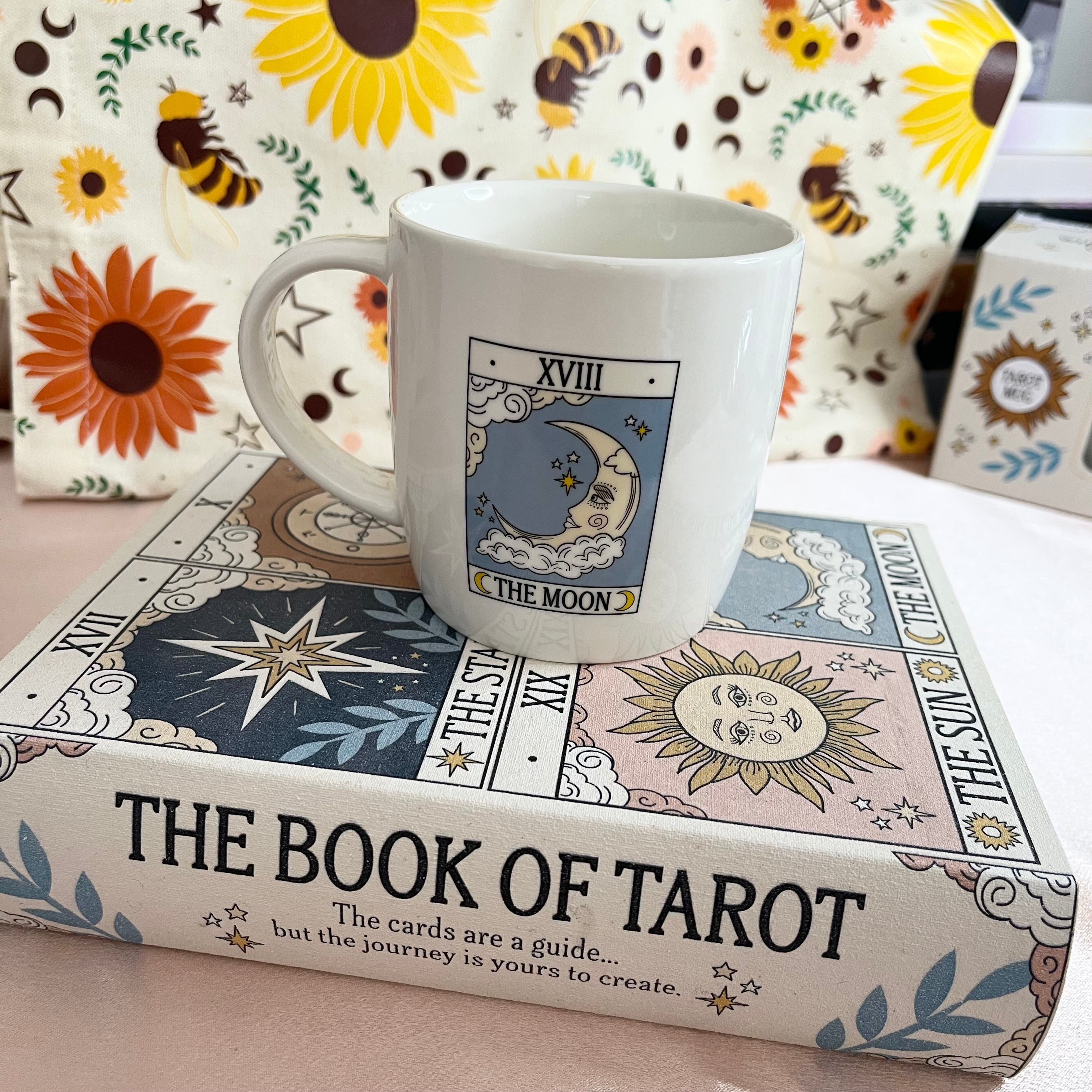 Tazza con tarocchi
