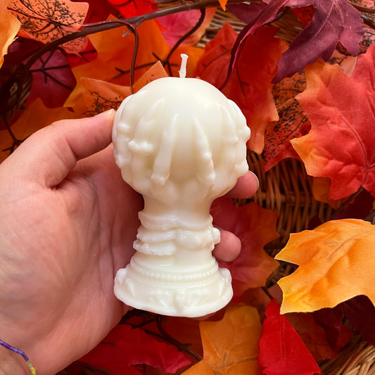 Candela a forma di strega veggente