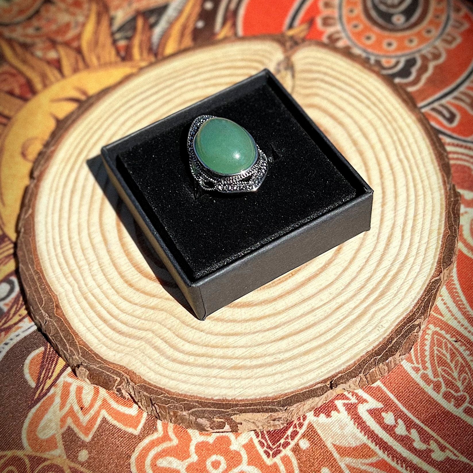 Anello in giada verde