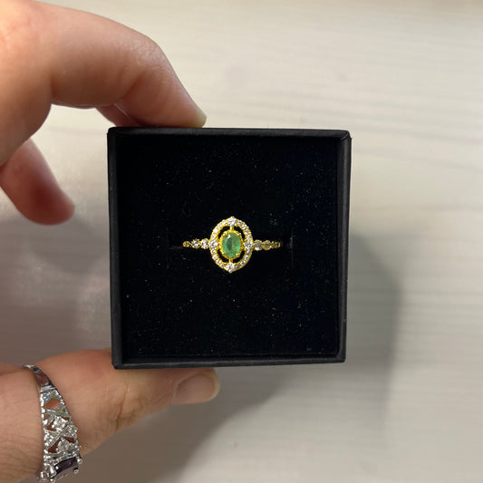 Anello in smeraldo (rame placcato oro)