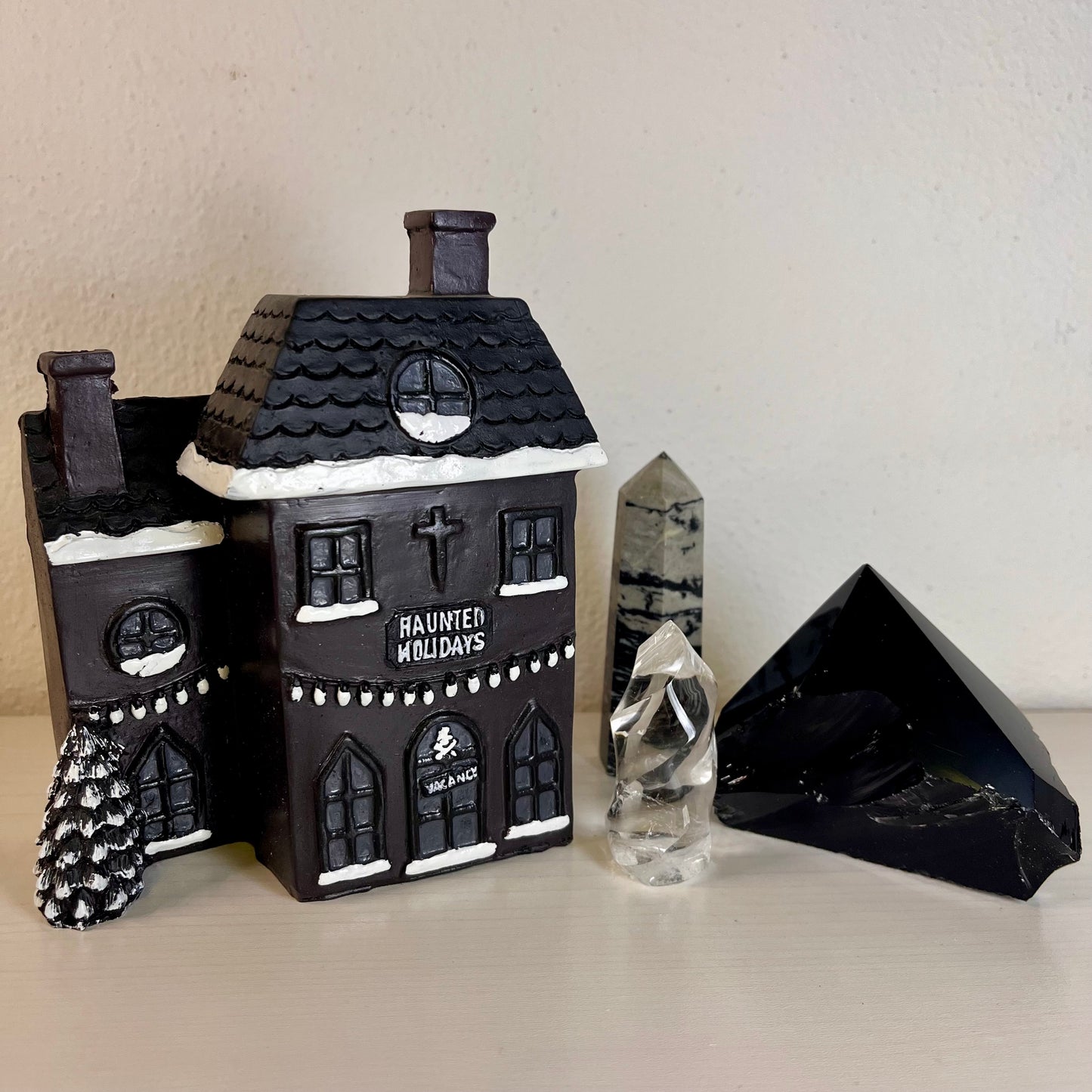 Brucia incensi casa infestata