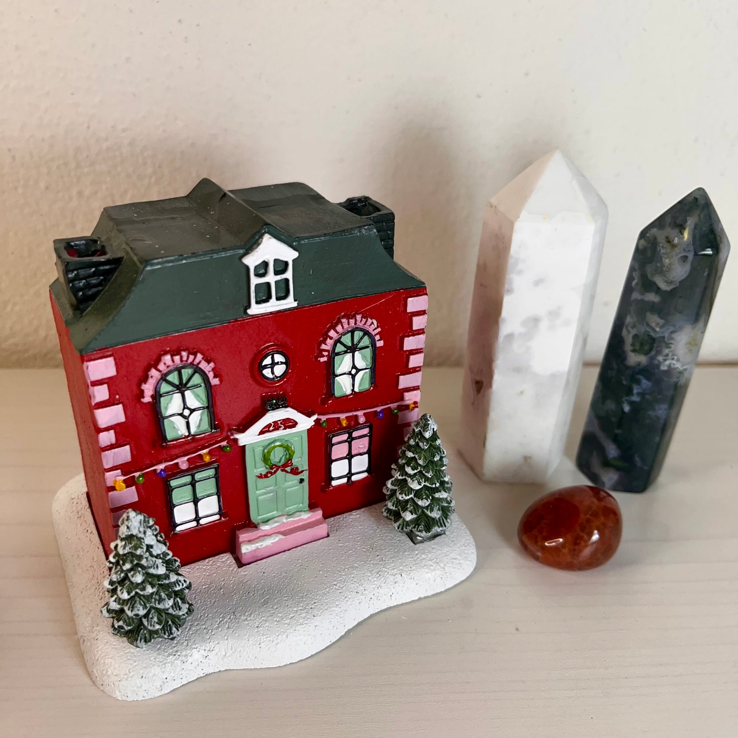 Brucia incensi casa di città